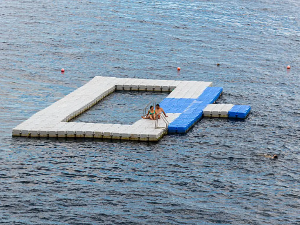 how to build a floating dock1 - 副本