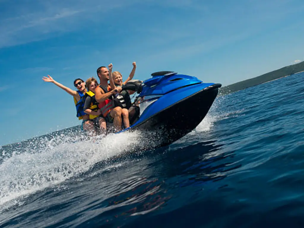 jet ski 2