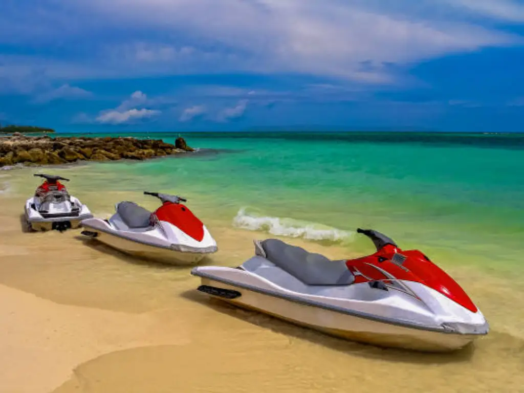 jet ski 4