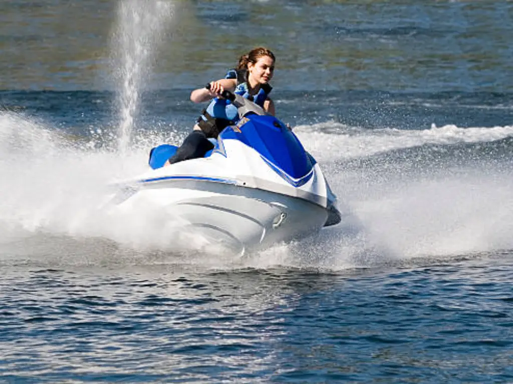 jet ski 5