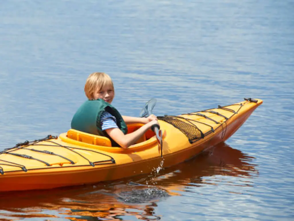 Kayaks assis