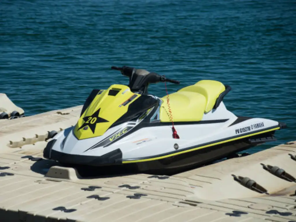 how-to-get-jet-ski-off-floating-dock3